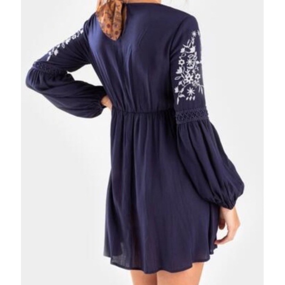 BLUE RAIN Womens‎ V-Neck Long Sleeve Boho Floral Navy Blue Mini Dress Large - Picture 2 of 13